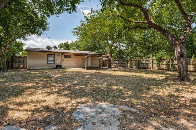 11515 Abston Lane, Dallas, TX 75218