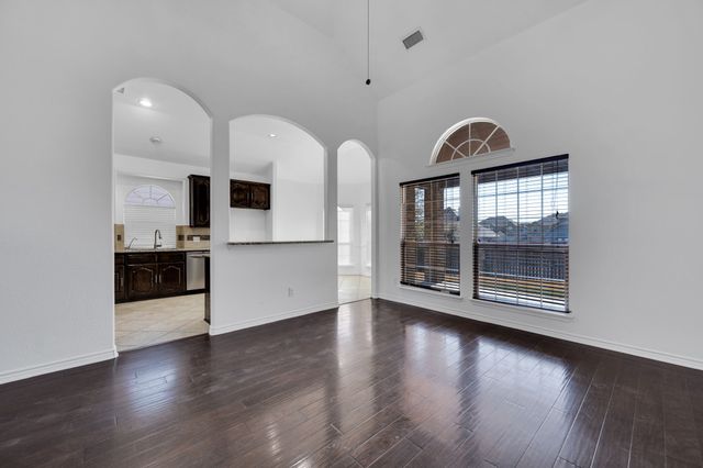 5613 Spirit Lake Drive, Fort Worth, TX 76179