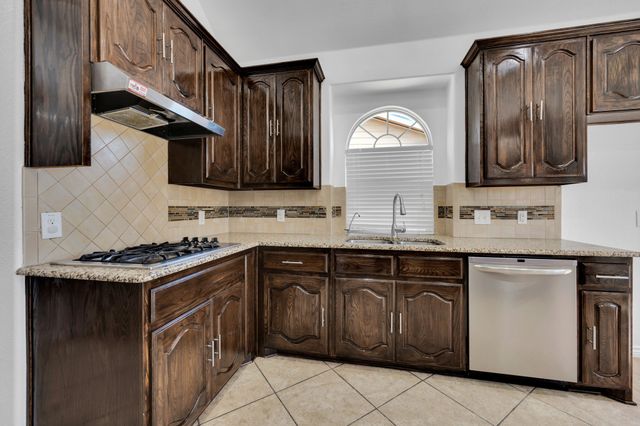 5613 Spirit Lake Drive, Fort Worth, TX 76179