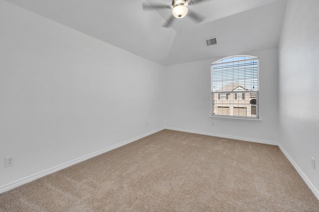 5613 Spirit Lake Drive, Fort Worth, TX 76179