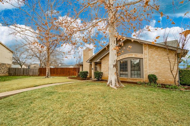 4325 Avon Court, Flower Mound, TX 75028