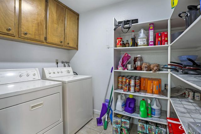 1844 Venetian Dr, Stockton, CA 95207
