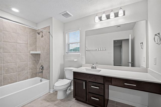 15723 Autumn Chicory Drive, Houston, TX 77044