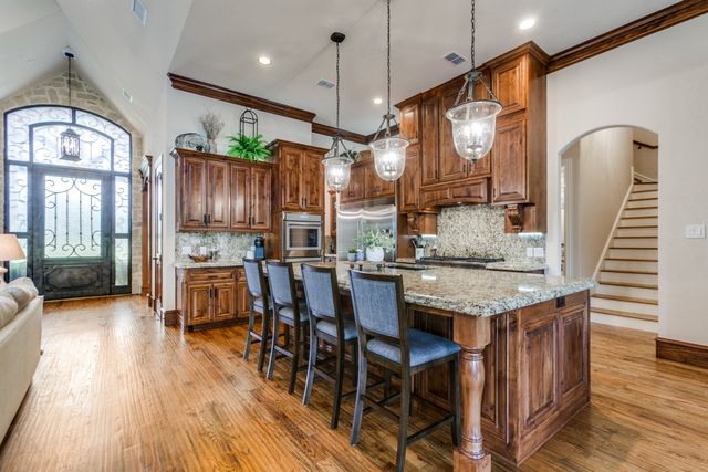 217 The Falls Drive, Sunnyvale, TX 75182