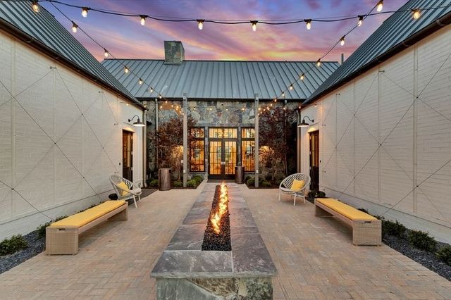 8913 Swallowtail Street, Frisco, TX 75035