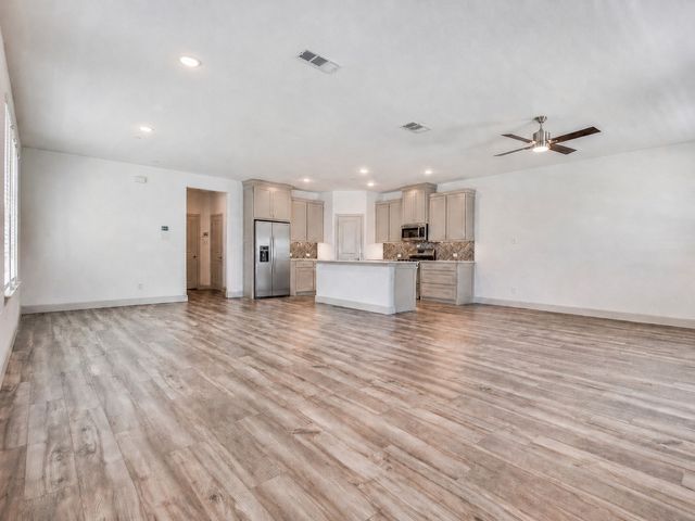 8913 Swallowtail Street, Frisco, TX 75035