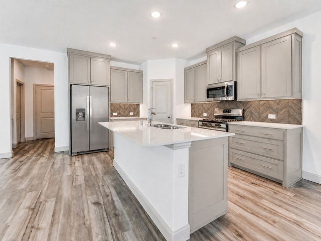 8913 Swallowtail Street, Frisco, TX 75035