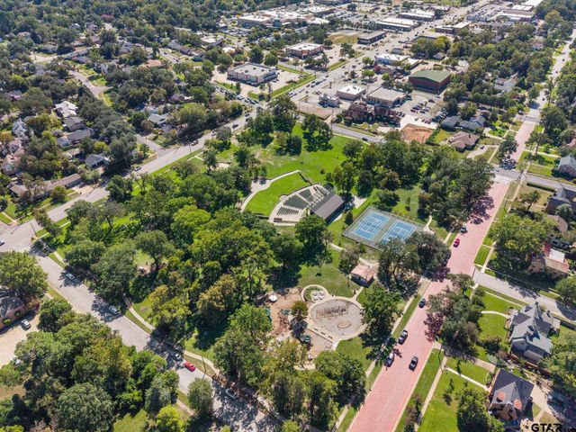 829 S College Ave, Tyler, TX 75701