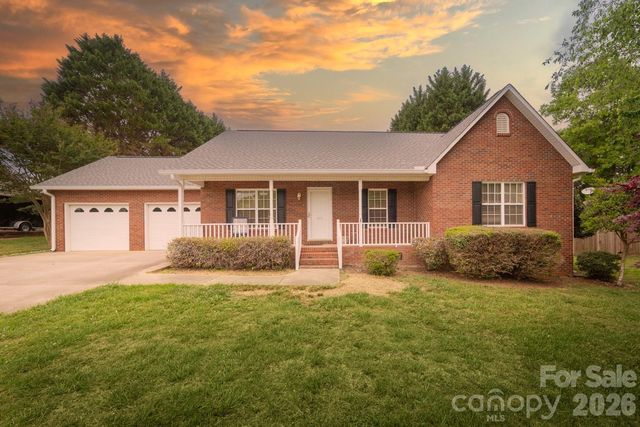 3971 Rolling Meadow Lane, Lincolnton, NC 28092