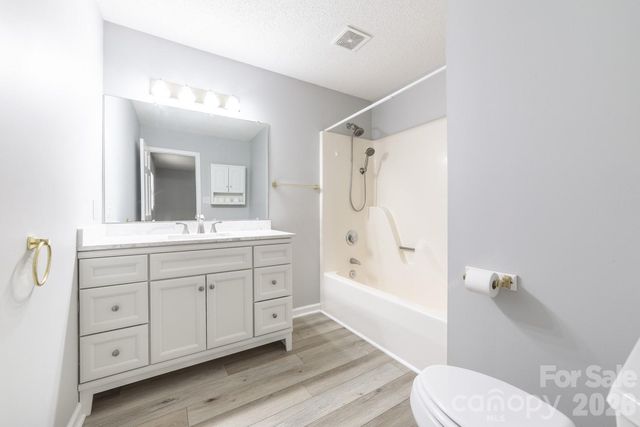 3971 Rolling Meadow Lane, Lincolnton, NC 28092