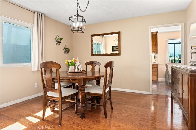 33 N Madrid, Newbury Park, CA 91320