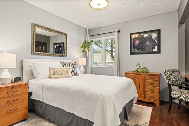 33 N Madrid, Newbury Park, CA 91320