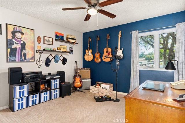 33 N Madrid, Newbury Park, CA 91320