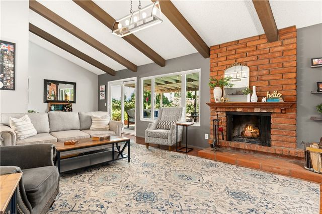 33 N Madrid, Newbury Park, CA 91320