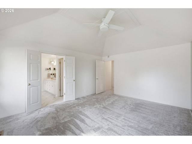 3379 S LAMBERT St, Eugene, OR 97405