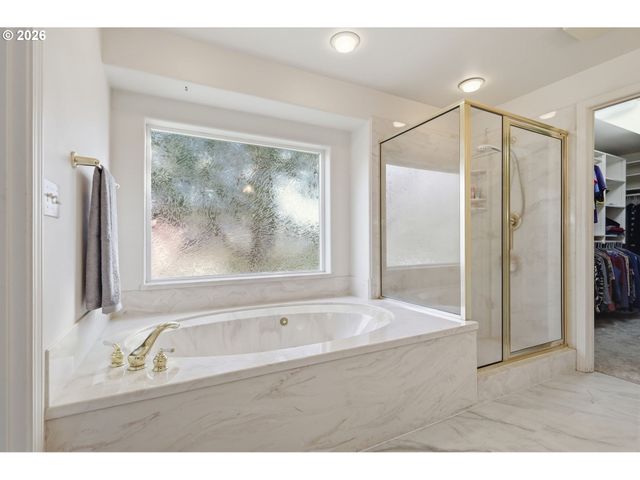 3379 S LAMBERT St, Eugene, OR 97405