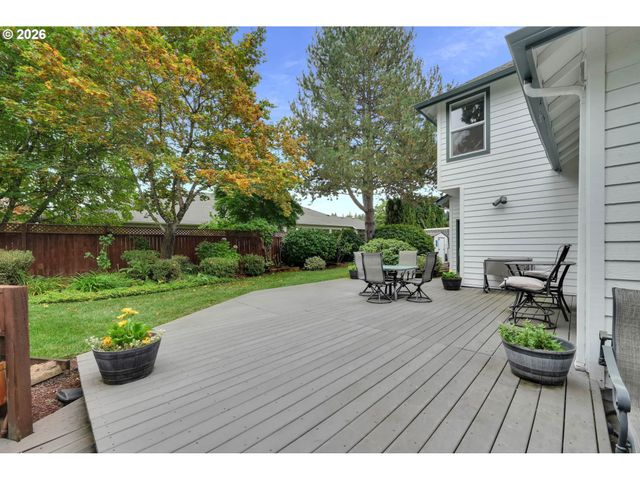 3379 S LAMBERT St, Eugene, OR 97405