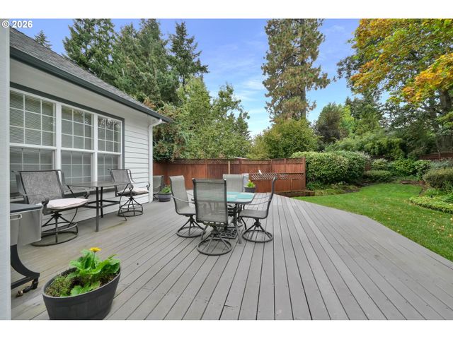 3379 S LAMBERT St, Eugene, OR 97405