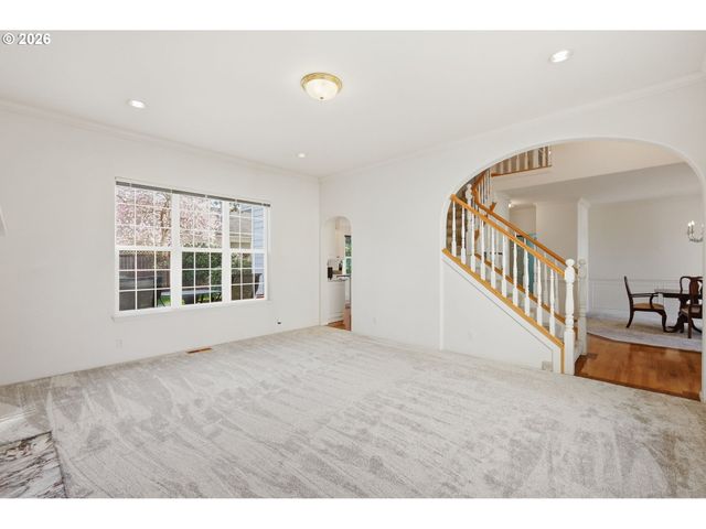 3379 S LAMBERT St, Eugene, OR 97405