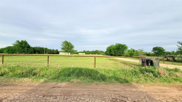 190 Railroad Drive, Mabank, TX 75156