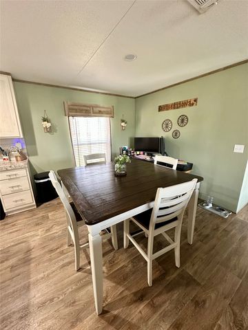 190 Railroad Drive, Mabank, TX 75156