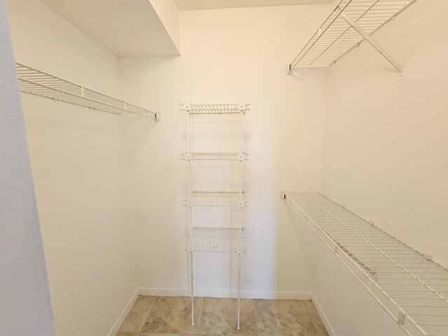 140 Yacht Club Way 305, Hypoluxo, FL 33462