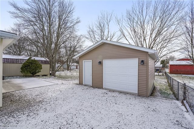 9852 Belden Drive, Windham, OH 44288