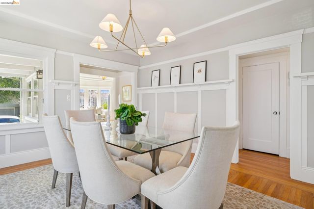 1524 Hampel St, Oakland, CA 94602