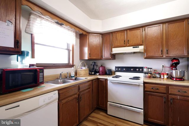 1014 WALNUT ST, State College, PA 16801