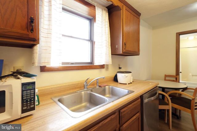 1014 WALNUT ST, State College, PA 16801