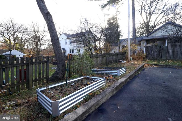 1014 WALNUT ST, State College, PA 16801