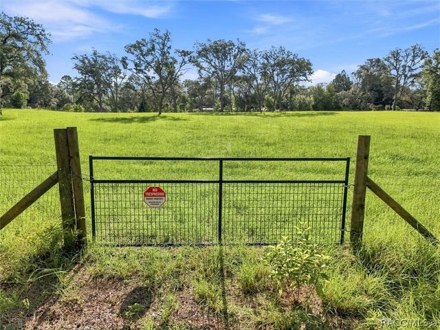 2720 E Fawn Court, Inverness, FL 34452