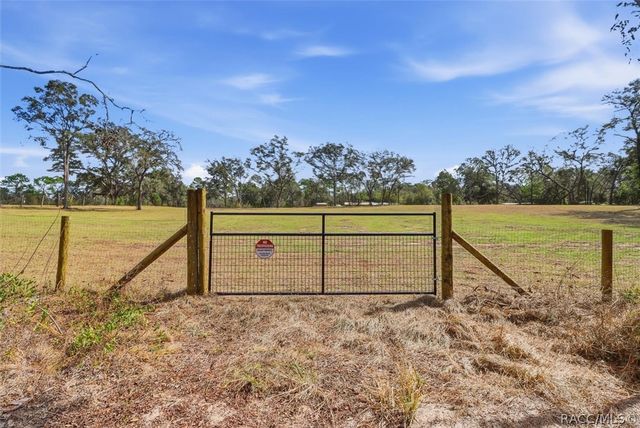 2720 E Fawn Court, Inverness, FL 34452