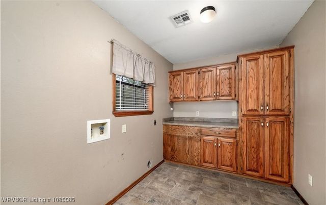 706 E Delaware Street, Sallisaw, OK 74955