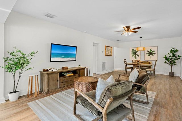 617 NE 9th Avenue 71, Fort Lauderdale, FL 33304
