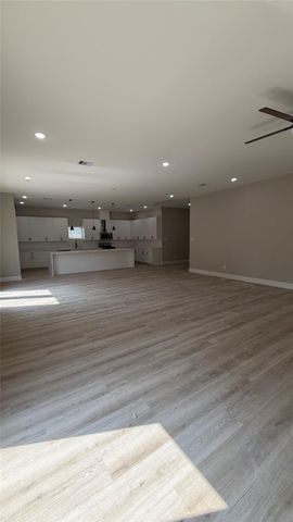 2607 Piemonte Avenue Cir, Spring, TX 77388