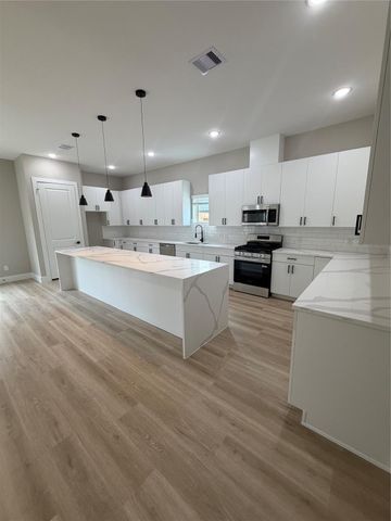 2607 Piemonte Avenue Cir, Spring, TX 77388