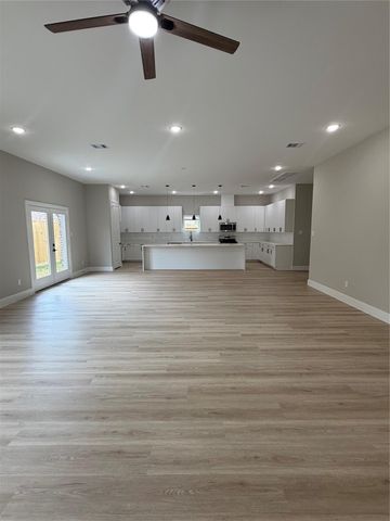 2607 Piemonte Avenue Cir, Spring, TX 77388