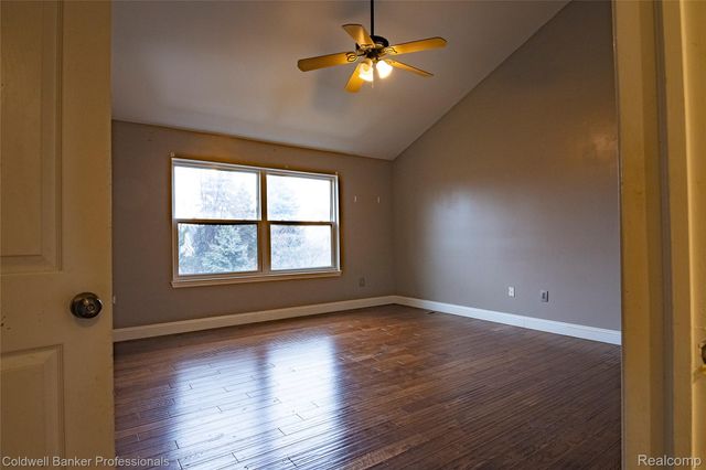 1983 Sprucewood Drive, Sterling Heights, MI 48310