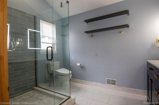 1983 Sprucewood Drive, Sterling Heights, MI 48310