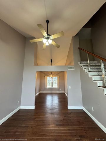 1983 Sprucewood Drive, Sterling Heights, MI 48310