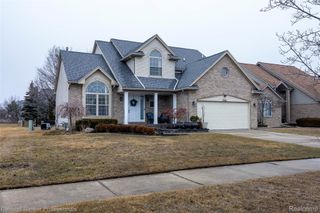 1983 Sprucewood Drive, Sterling Heights, MI 48310