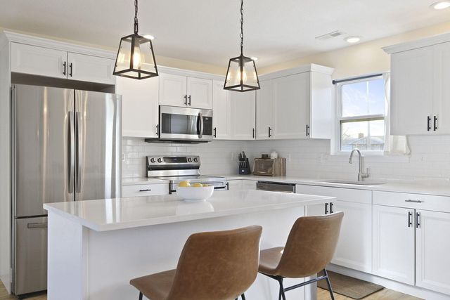 6050 TAMARACK DR, Columbia, MO 65203