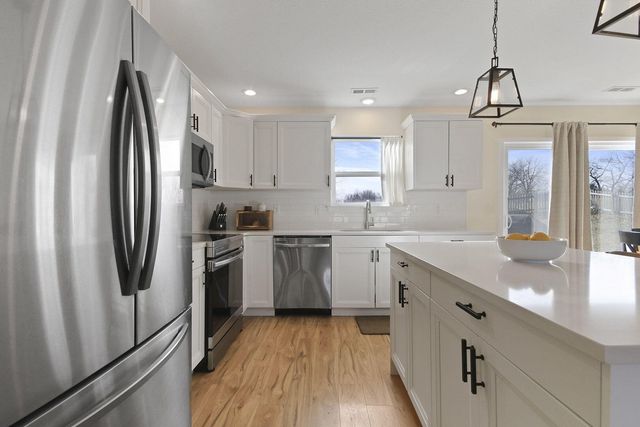 6050 TAMARACK DR, Columbia, MO 65203