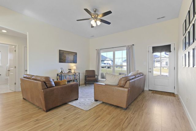 6050 TAMARACK DR, Columbia, MO 65203