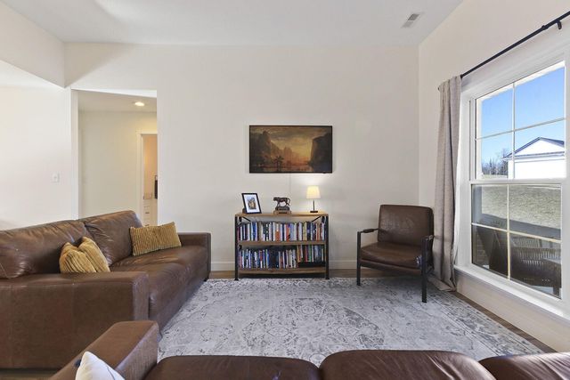 6050 TAMARACK DR, Columbia, MO 65203