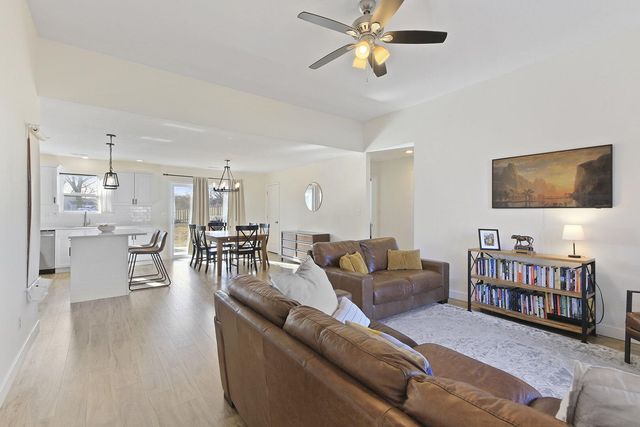 6050 TAMARACK DR, Columbia, MO 65203