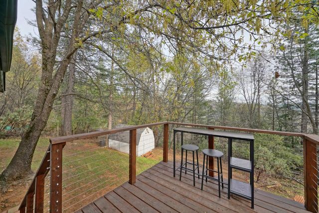 5781 Sly Park Rd, Pollock Pines, CA 95726