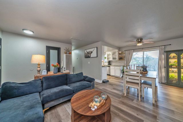 5781 Sly Park Rd, Pollock Pines, CA 95726