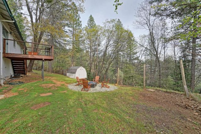 5781 Sly Park Rd, Pollock Pines, CA 95726